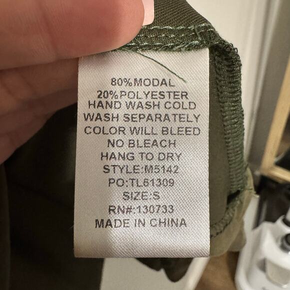 Umgee Top Size Small Tunic Army Green Longline Lagenlook Relaxed Stretch Modal - Picture 6 of 10